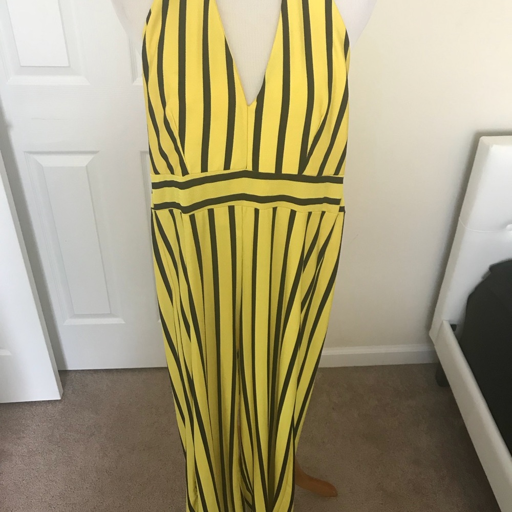 Worn once Size L Yellow and Black halter bodysuit - Picture 5 of 8